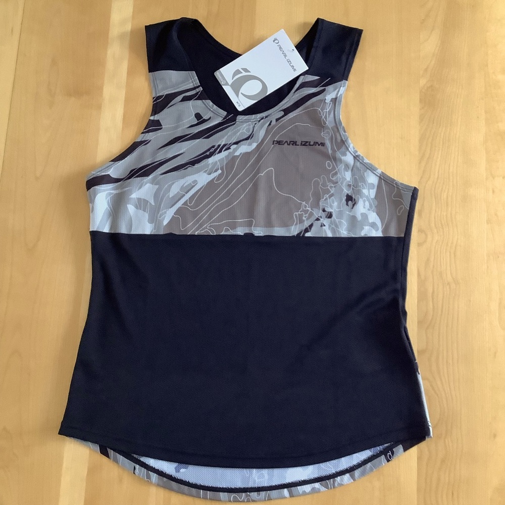 NWT Pearl Izumi Summit Top Large